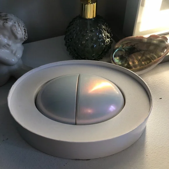 KKW opal collection - Picture 3 of 4